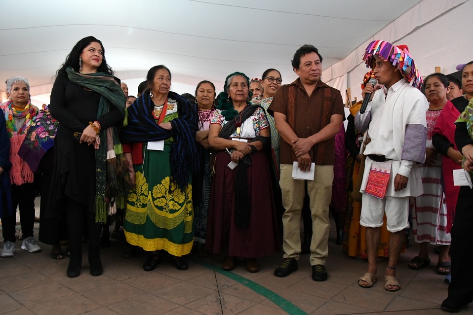 Alejandra Frausto en inauguración de la expo 'Tápame con tu reboso' en el Museo de Culturas Populares (Especial).