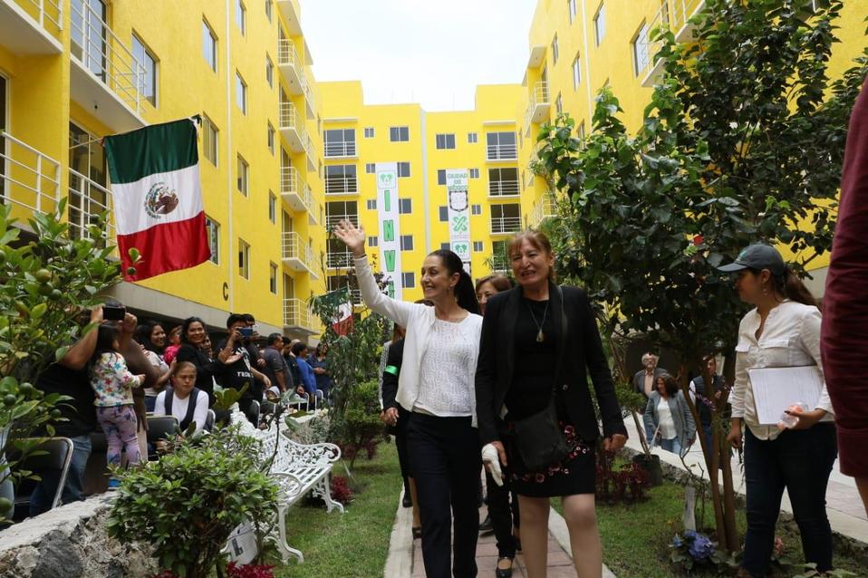 Entrega de viviendas en Iztapalapa. (Jorge Almazán)