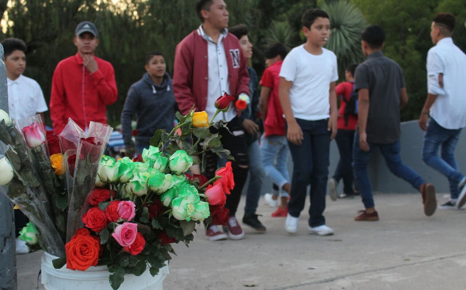 Los jóvenes entre 15 y más, son los principales asistentes al evento. Foto: Dany Béjar.