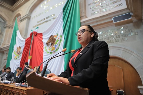 La propuesta se presentó ante el pleno del Congreso local. (Especial)