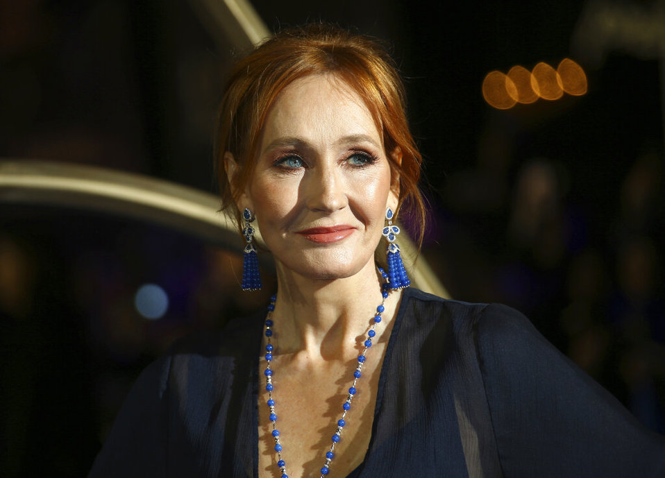 J.K. Rowling donó millones de dólares a un centro de investigación de esclerosis múltiple (AP).