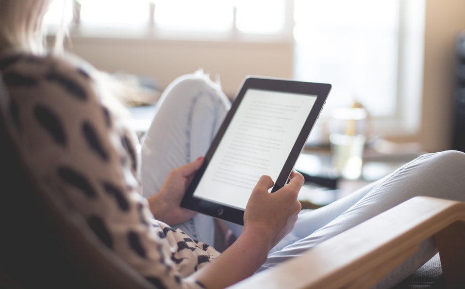 Bookmate tiene un costo mensual de 79 pesos. (Cortesía Pexels)