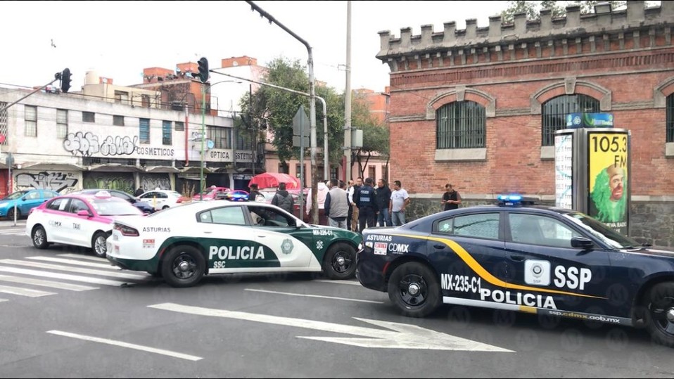 Choque en el cruce de Doctor Vertiz y Río de la Loza, colonia Doctores. (Jorge Becerril)