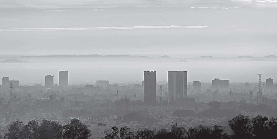 Deben reducirse las emisiones de contaminantes. (FERNANDO CARRANZA)