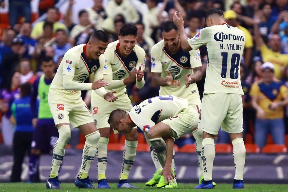 Paul Aguilar en uno de sus festejos (Imago7)