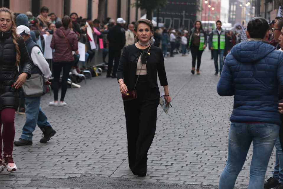 Dolores Padierna, diputada del Congreso de la Unión presente para la presentación del Primer Informe de gobierno de Sheinbaum. /Jesús Quintanar
