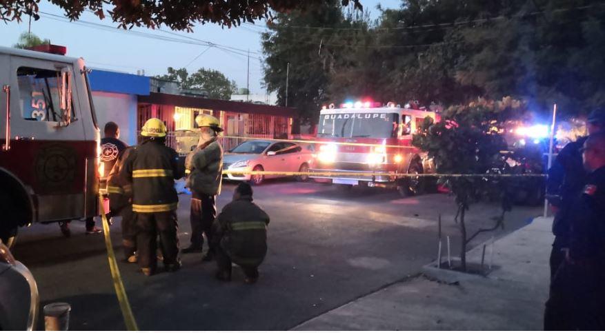 Al lugar llegaron elementos del cuerpo de bomberos y Protección Civil, sin embargo, el hombre ya no contaba con signos vitales. (Foto: Zynthia Vanegas