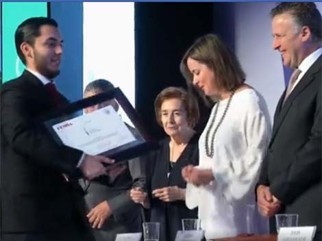 El premio recuerda el legado del empresario regiomontano y fundador del Tecnológico de Monterrey.