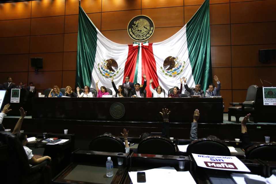 En la Comisión de Educación de la Cámara de Diputados se discuten las leyes secundarias de la reforma educativa. (Ariana Pérez)