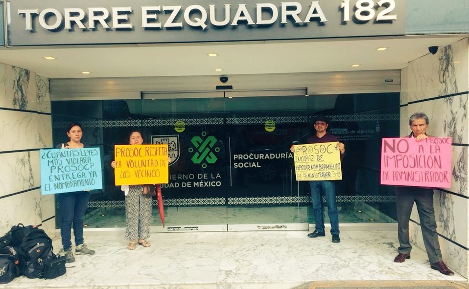 Damnficados acusan a la Prosoc de retrasar la reconstrucción.  @DUCDMX