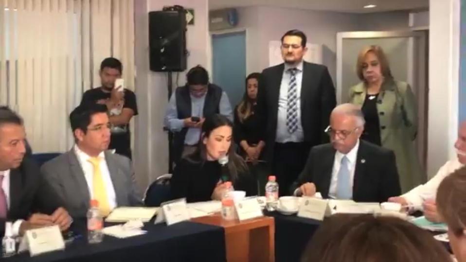 Senadores integrantes de la Comisión de Salud (Especial)
