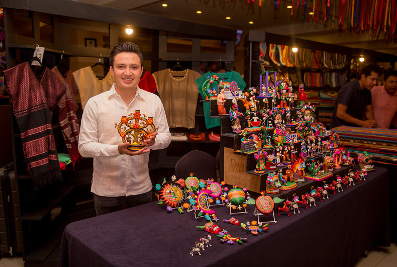 El Festival del Alebrije se lleva a cabo cada año en el Hotel Dreams Huatulco Resort & Spa y es el pretexto perfecto para visitar estas paradisíacas p