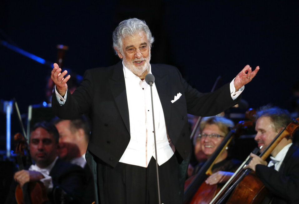 Empleados reprueba participación de Plácido Domingo en la Met Opera (AP).