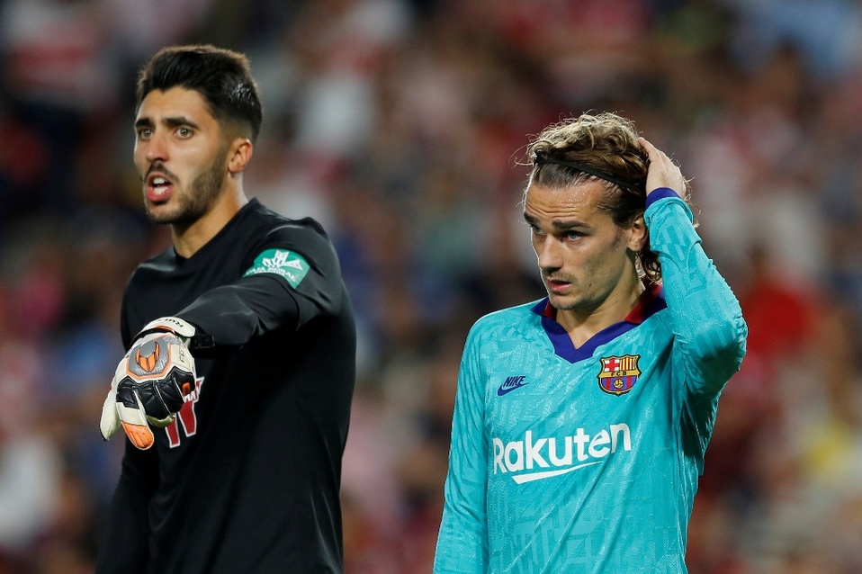Barcelona perdió 2-0 frente al Granada (Reuters)
