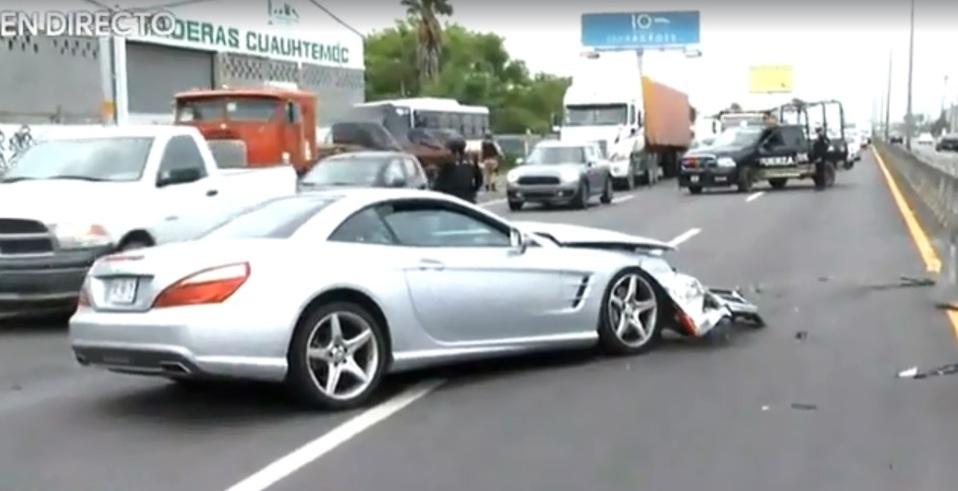 Ricardo 'Tuca' Ferretti sufre accidente automovilístico en Nuevo León (Telediario)