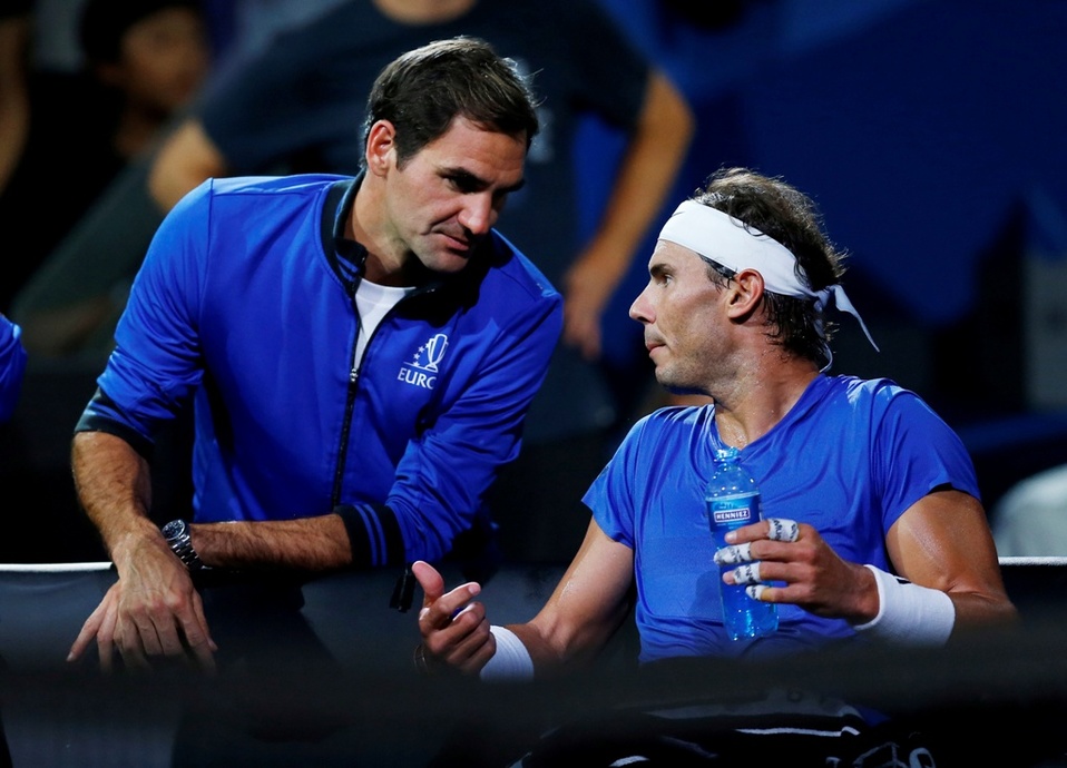 Roger Federer y Rafael Nadal (Reuters)
