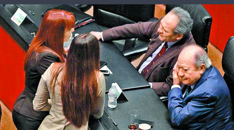 La FGR investiga al líder petrolero. (Jorge Carballo)
