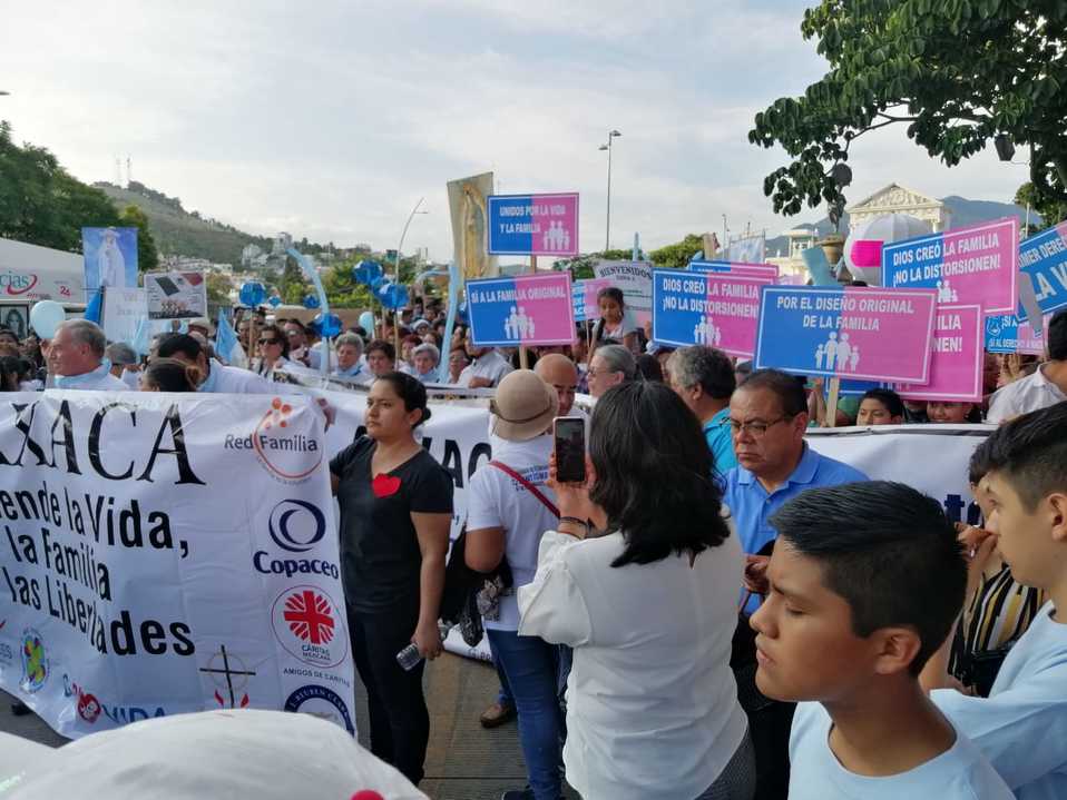Los manifestantes pidieron al Congreso no despenalizar el aborto. (Óscar Rodríguez)