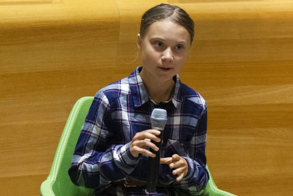 La activista de 16 años se ha vuelo famosa por su labor hacia el medio ambiente. /AP