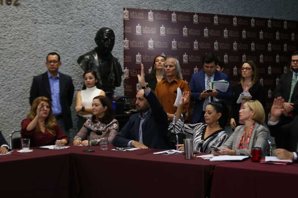 La Comisión Anticorrupción aprobó por mayoría aplicar la sanción directa. Foto: Roberto Alanís.