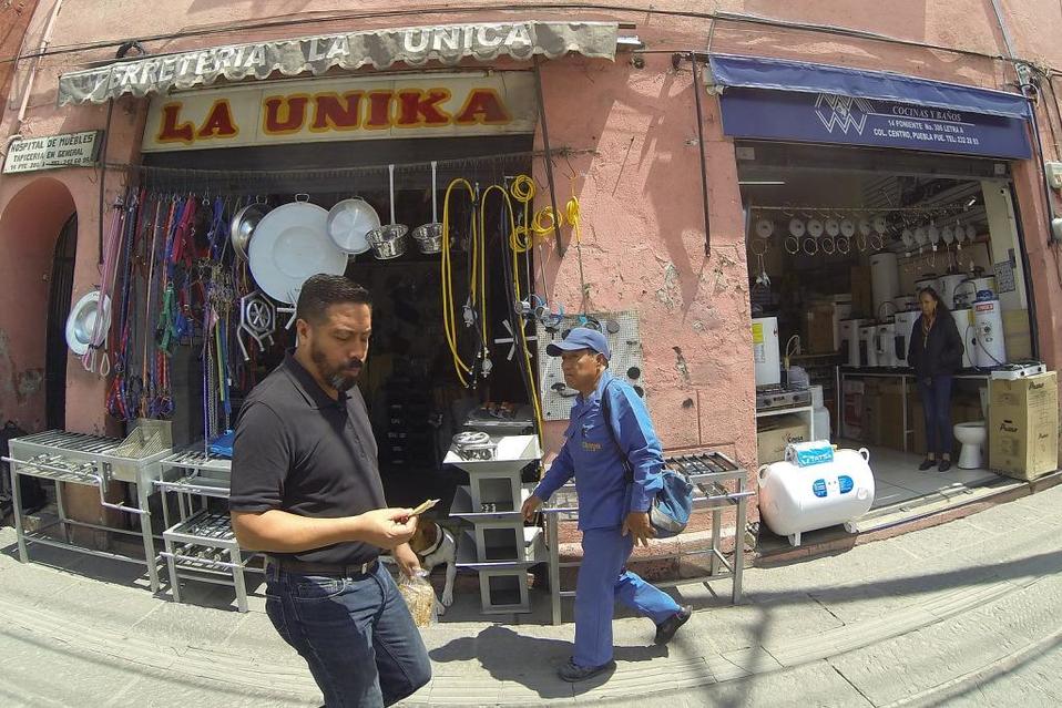 La informalidad en Puebla se mantiene por arriba del nivel nacional que es de 52 por ciento en la primera mitad de este año (Andrés Lobato)