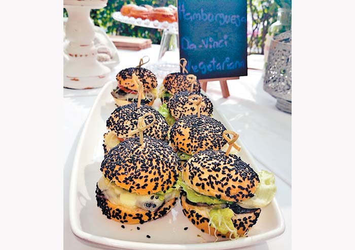 Los platillos son muy atractivos y a buen precio. Especial
