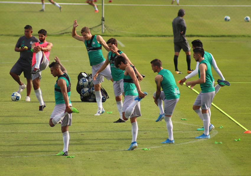 Santos Laguna entrenará todavía este martes por la mañana. (Martín Piña Reta)
