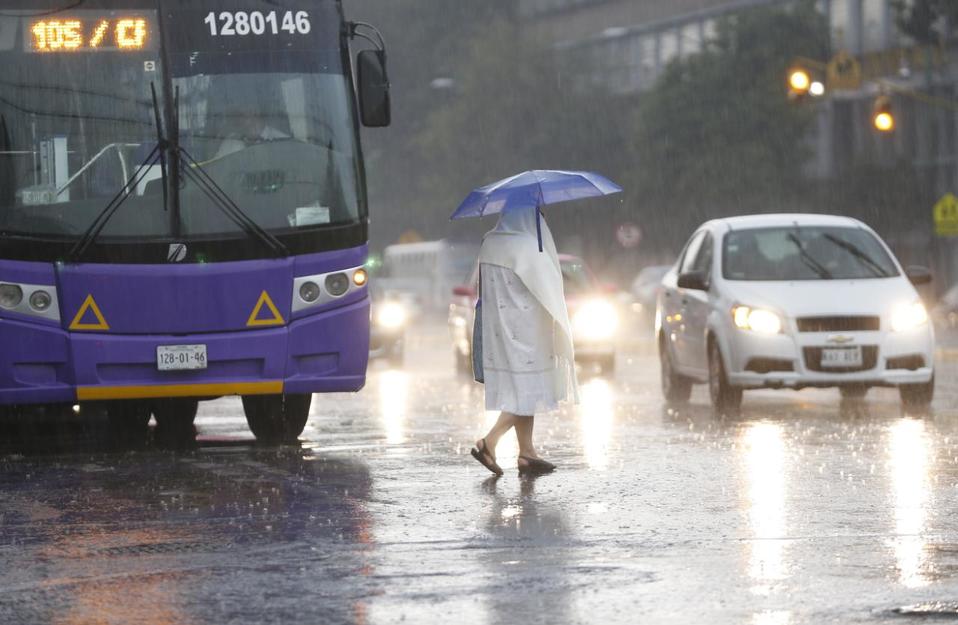 Alerta amarilla por lluvia en nueve alcaldías de CdMx. (Héctor Téllez)
