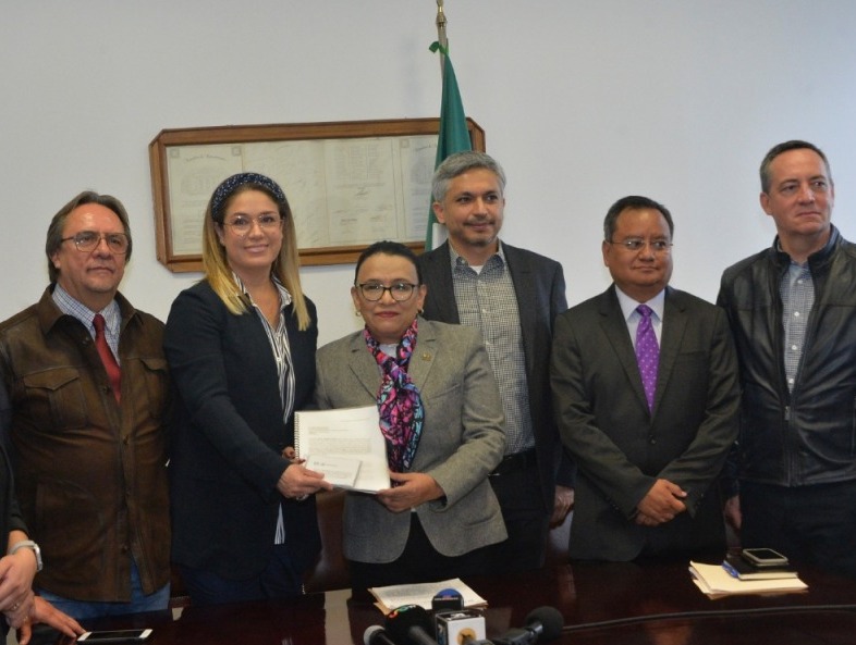 Congreso de CdMx recibe iniciativa para crear banco de ADN. | Cinthya Stettin