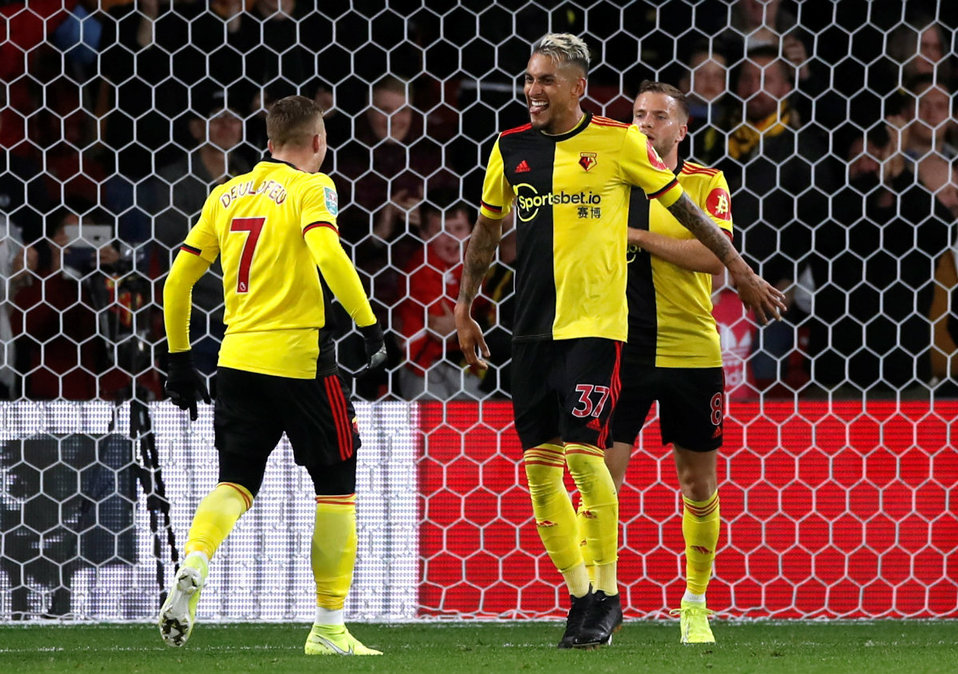 Roberto Pereyra festejando el segundo tanto del Watford (Reuters)