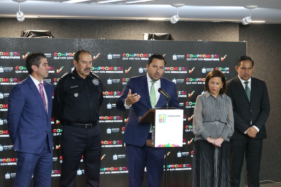 Los uniformes estarán equipados con un sistema de trazabilidad y un código para evitar que sean clonados y utilizados por delincuentes.(Foto: Jorge Ló