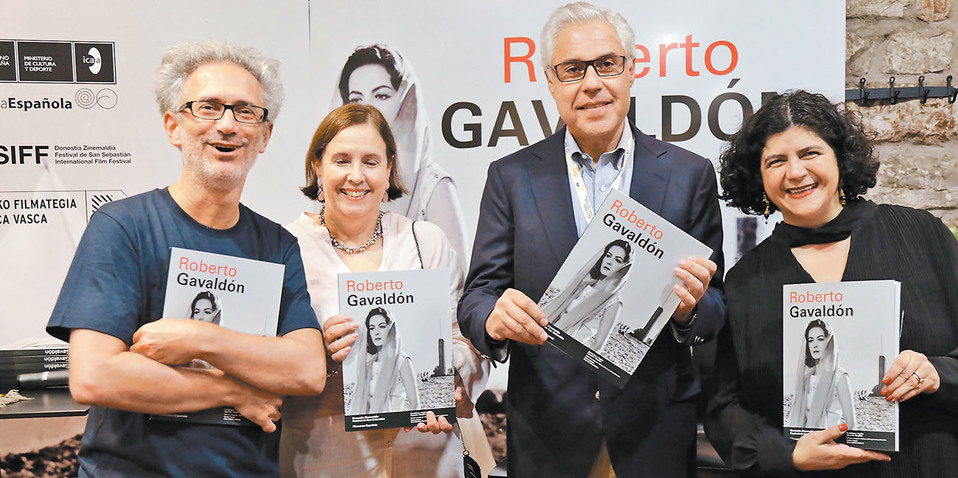 La familia del cineasta agradeció el reconocimiento. (David del Río)