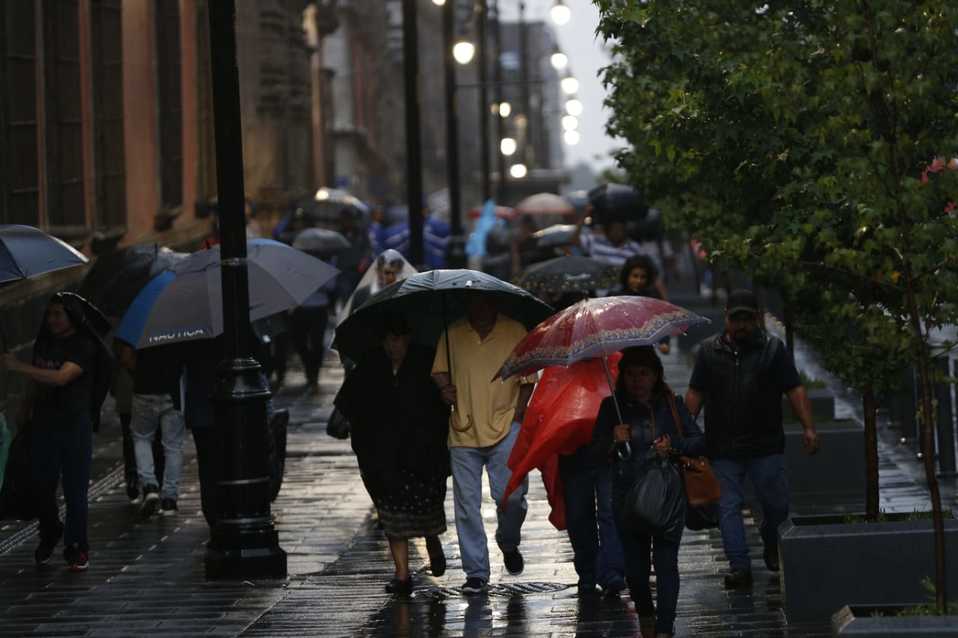 Lluvia en alcaldías de CdMx.  (Héctor Téllez)