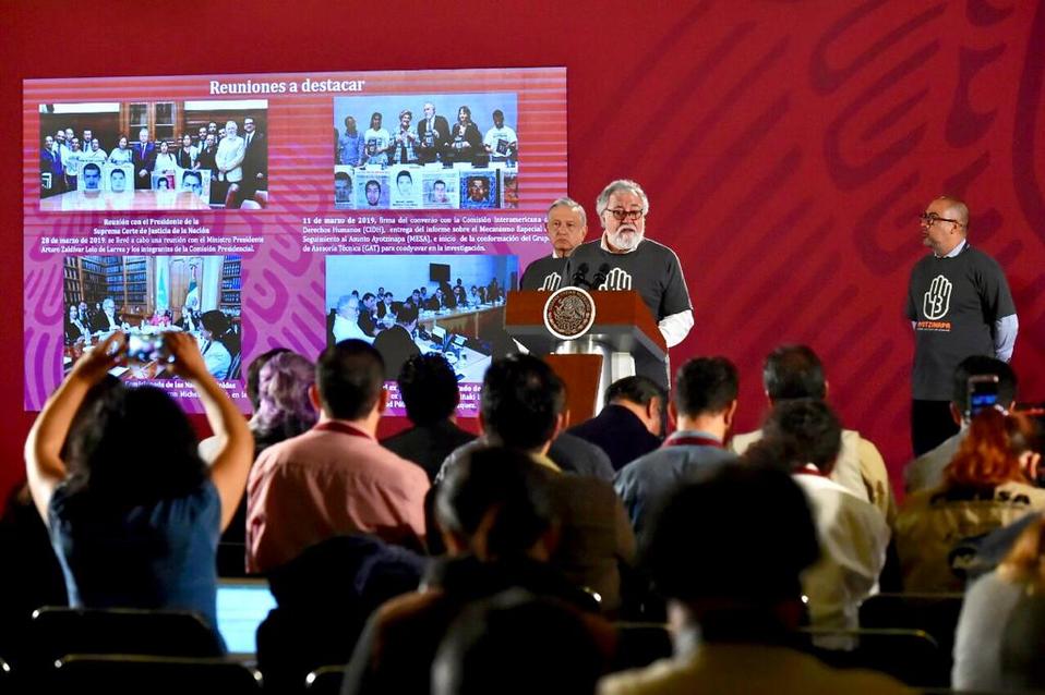 Alejandro Encinas durante la conferencia de prensa de hoy. /Jannet López Ponce