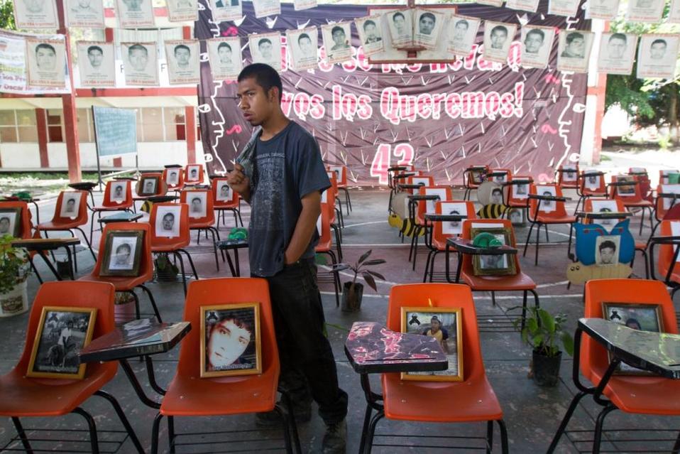 A cinco años del ataque en Ayotzinapa, familiares, amigos y compañeros aún piden justicia,.(Araceli López)
