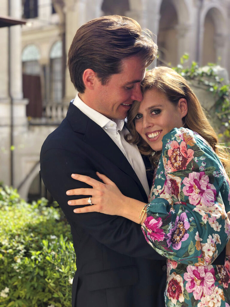La Princesa Beatrice y su prometido (AP).