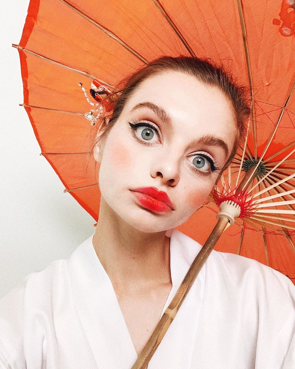 Ella es María Oz, la modelo con los ojos más grandes del mundo (Instagram).