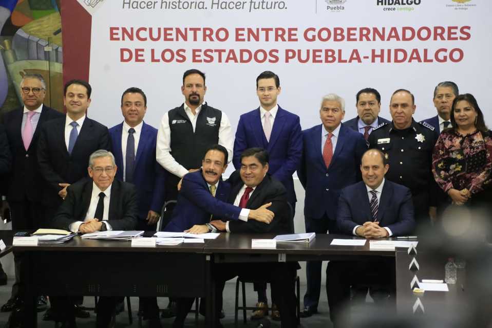 Miguel Barbosa y Omar Fayad acuerdan acciones conjuntas contra la delincuencia (Andrés Lobato)