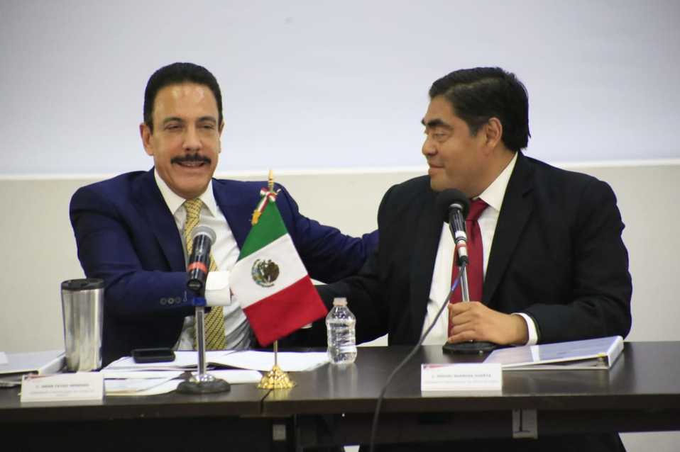 Omar Fayad se reunió con Miguel Barbosa (Andrés Lobato)