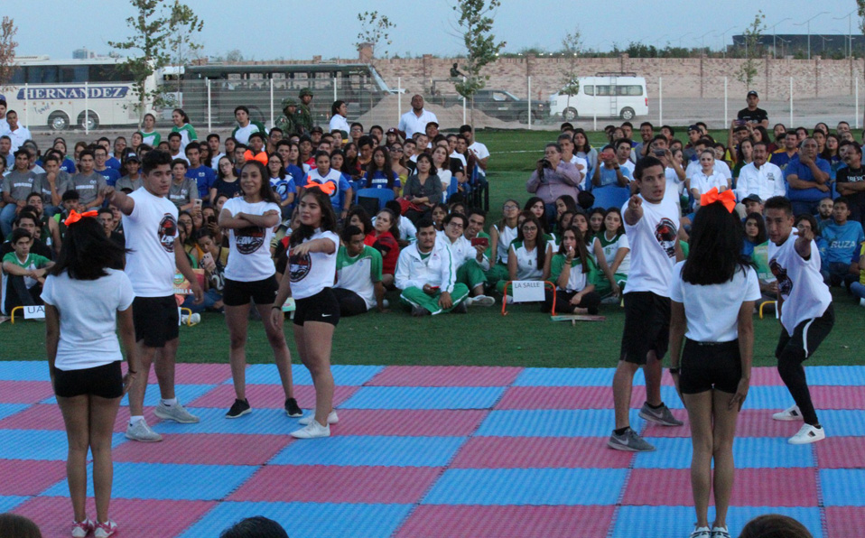 Con la presencia de las universidades, se dio la inauguración de la Universiada 2019 en el Instuto Francés La Salle. (Facebook ADUL club deportivo)