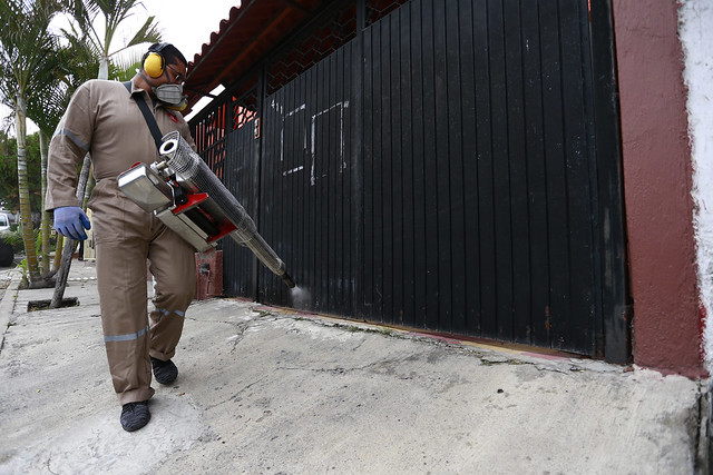 Se realizan operativos de prevención y combate al dengue. (Cortesía)