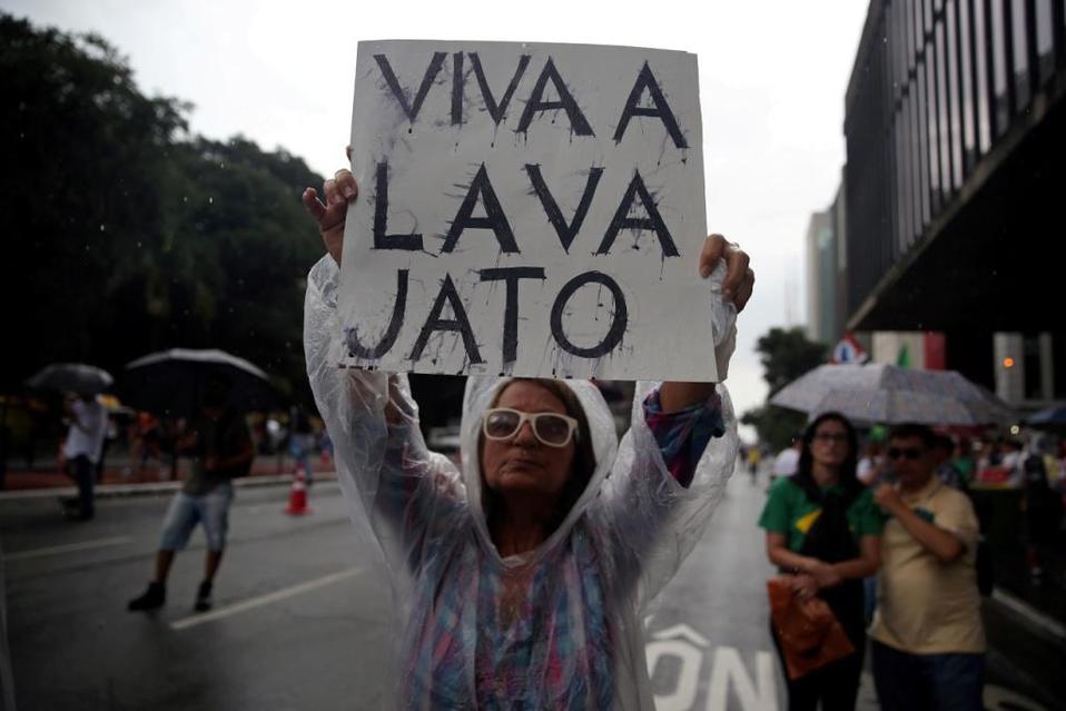 La decisión podría terminar en la revocación de otras condenas, en el marco de la Operación Lava Jato. REUTERS