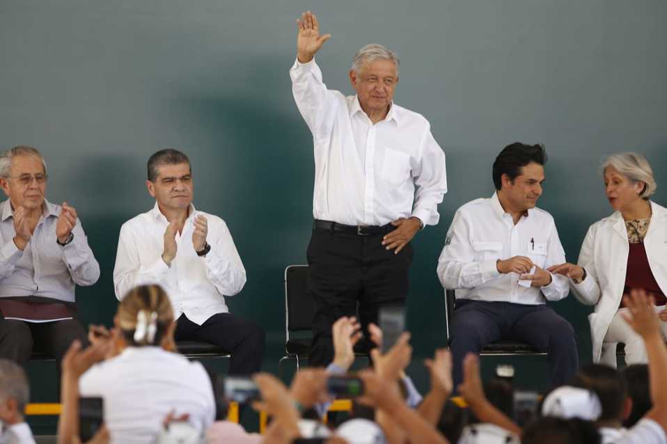 López Obrador se reúne con la comunidad médica rural en Coahuila/Héctor Téllez.