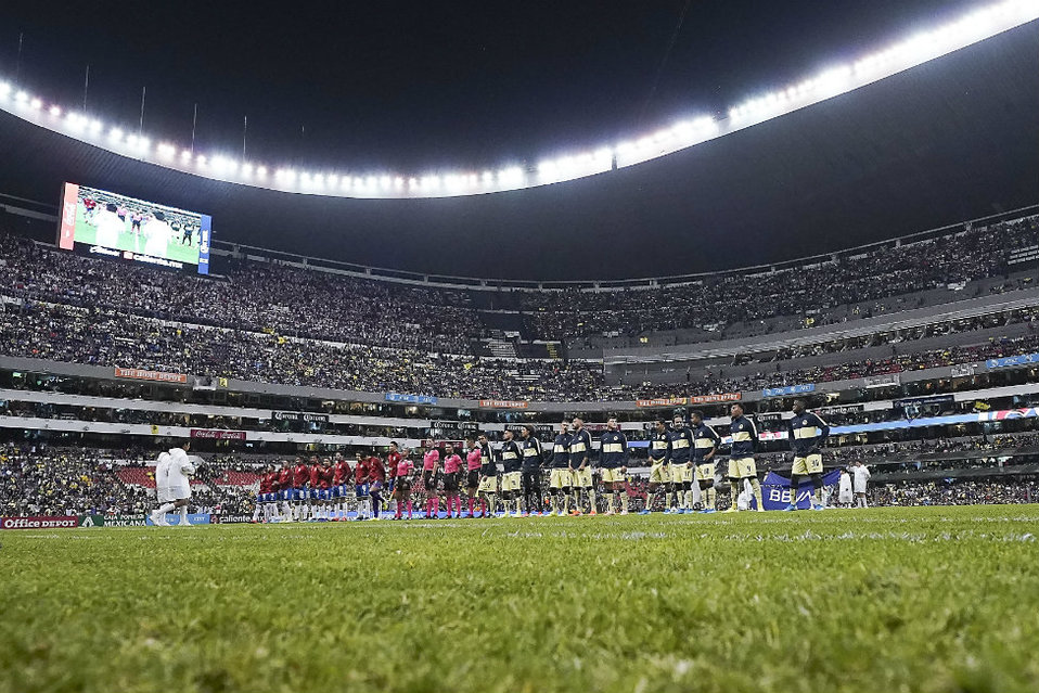 Clásico Nacional en el Estadio Azteca (Imago7)