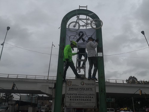 Amigos y familiares, así como otros ciclistas, acudieron a la instalación. (Zuleyma García)