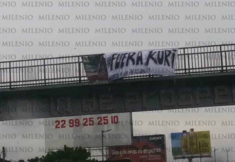 Protesta en contra de Fidel Kuri (Especial)