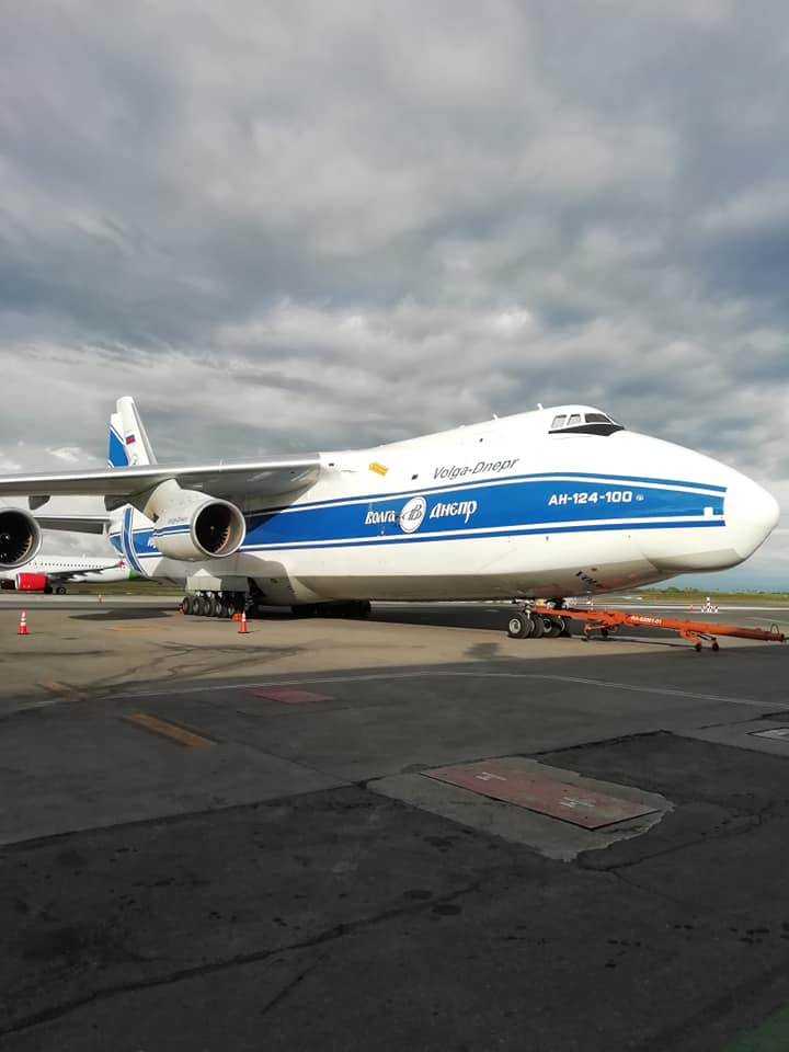 Antonov AN-124, uno de los aviones de carga más grande del mundo. Foto: Facebook