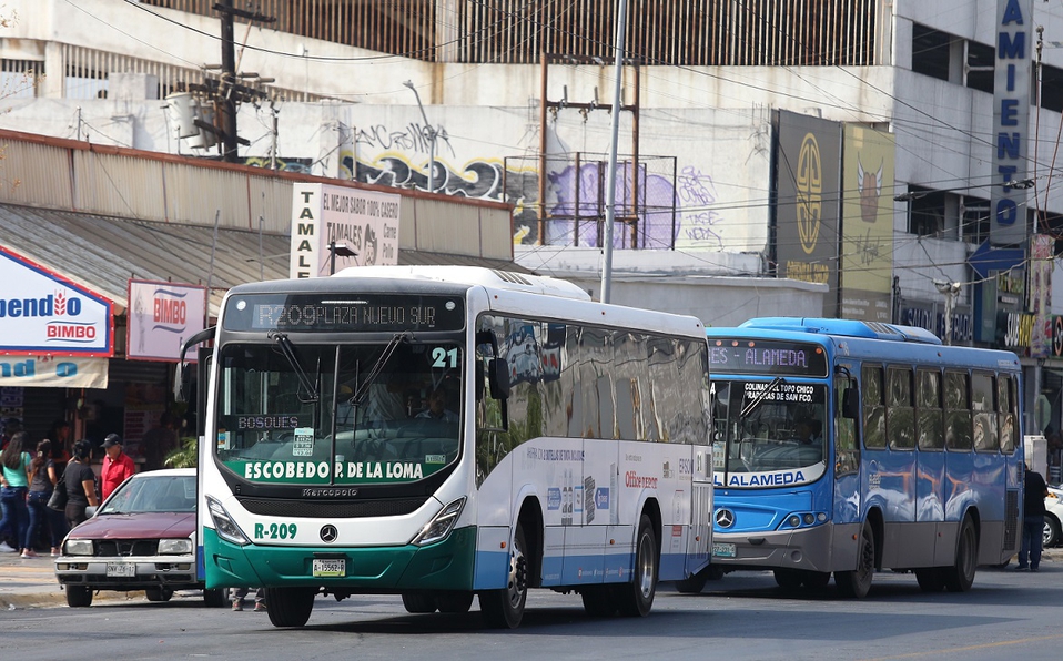 Se comprarán mas camiones de rutas urbanas para brindar servicios donde no hay transporte. (Foto: Archivo)