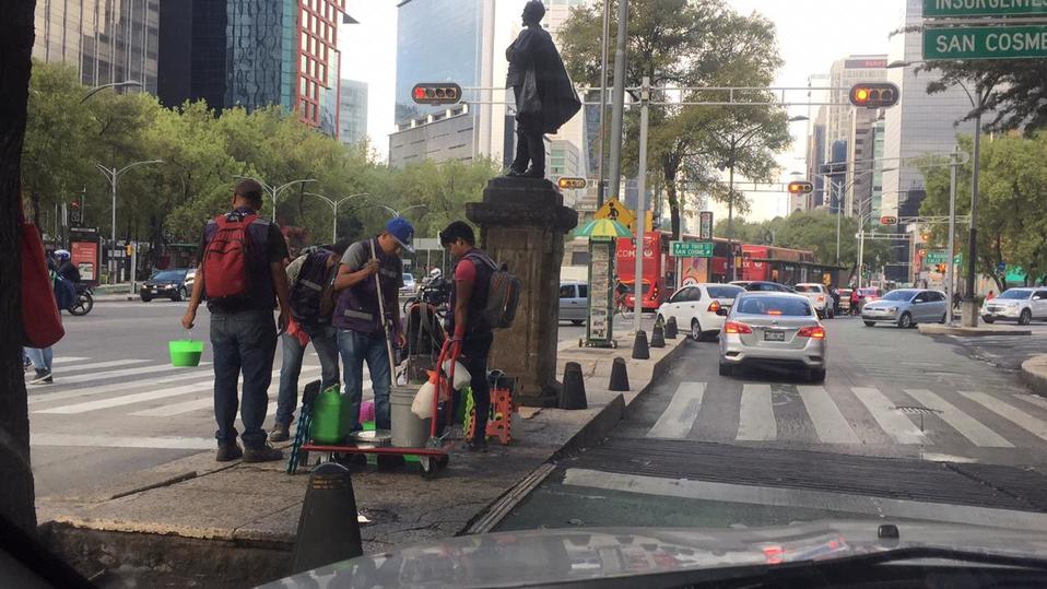 Continúan trabajos de remozamiento en Reforma/Silvia Arellano.