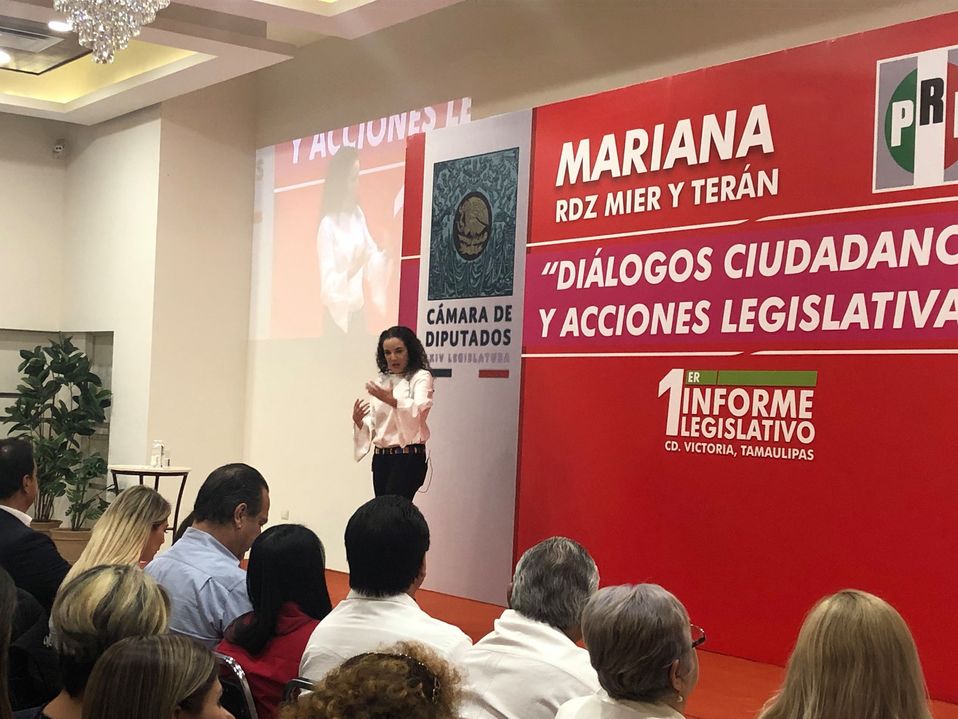 Informe de la diputada priista Mariana Rodríguez Mier  (Foto/Antonio Hernández)